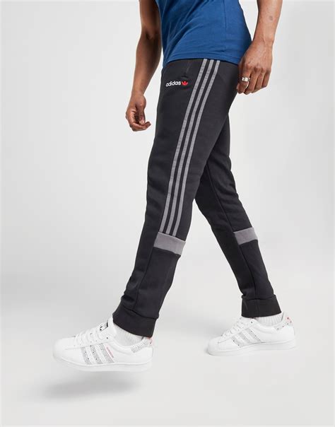 adidas jogging zwart|Adidas joggers.